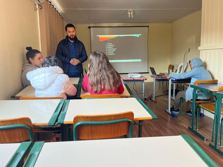 Instituto Humaniza: Oficinas Inspiradoras em Água Doce/SC pelo Projeto “Nunca é Cedo para Começar”