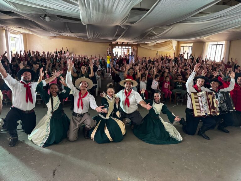 Projeto “Mostra de Arte Comunitária e Ambiental” Resgata Cultura e Conecta Gerações no Sul do Brasil